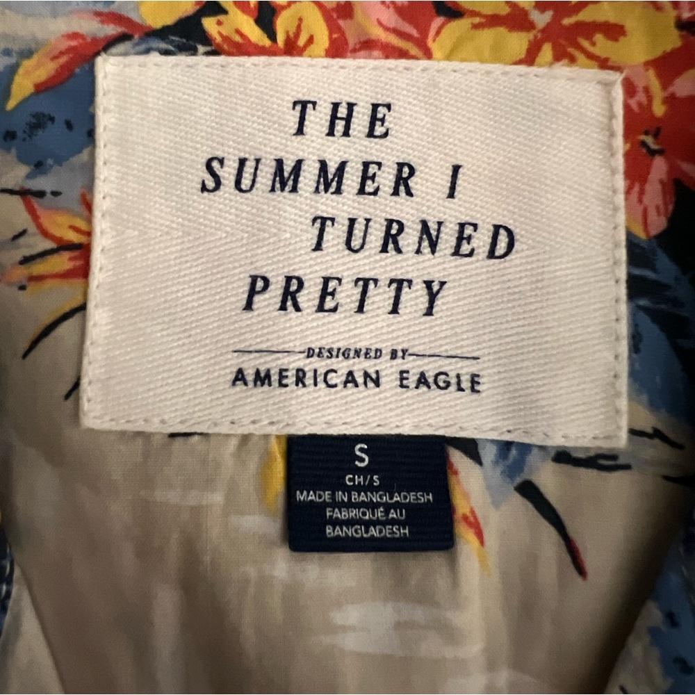 The Summer I Turned Pretty American Eagle Outfitters Button Down Shirt NWT - Picture 3 of 6